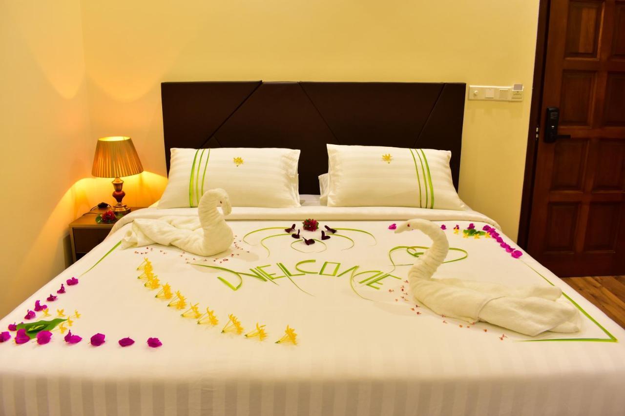 Isle Royal Inn Fuvahmulah Extérieur photo